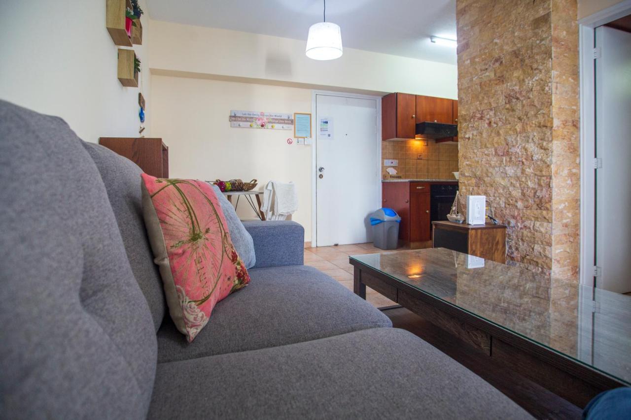 Central, By Sea, Seaview, Renovated 1 Bedroom Flat Larnaca Exterior photo